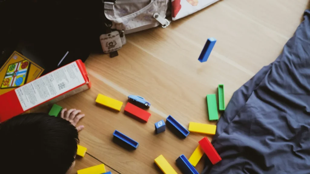 Que brinquedo dar para cada idade: um guia sem complicação